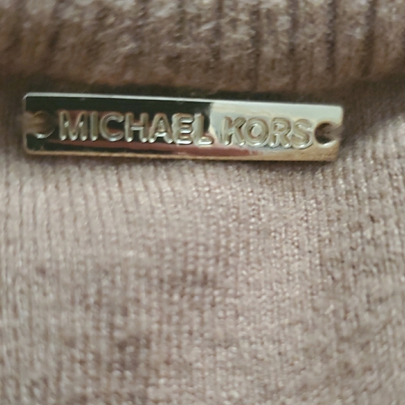 Michael Kors - Beige Turtleneck Sweater - Picture 4 of 5